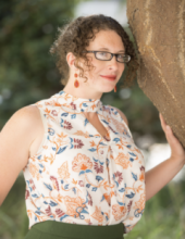 Janet Bourne headshot